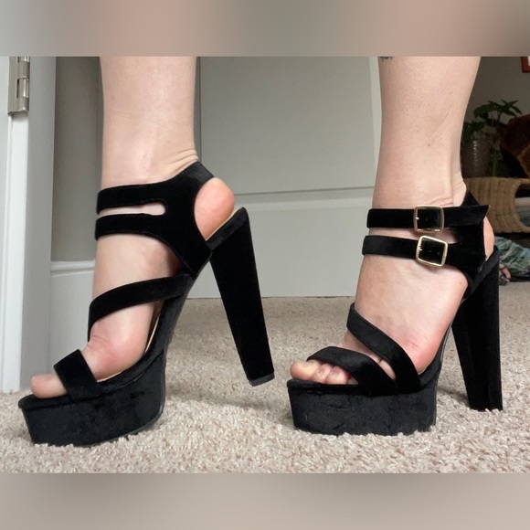 Bamboo Platform Heels - Picture 3 of 5
